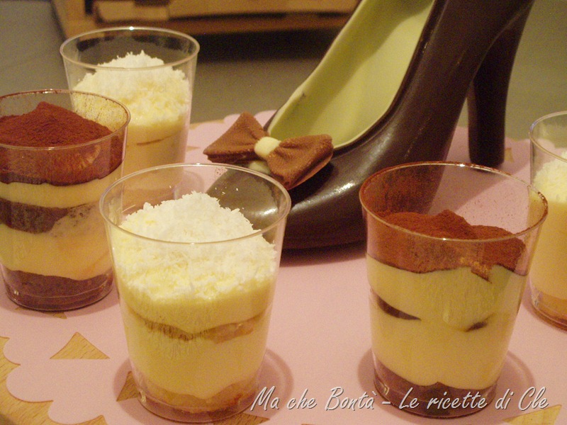 Bicchierini tiramis&ugrave; classico e al&nbsp;limoncello