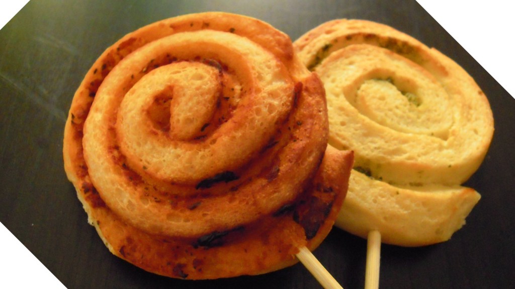 Girelle alla mozzarella (Mozzarella&nbsp;rolls)