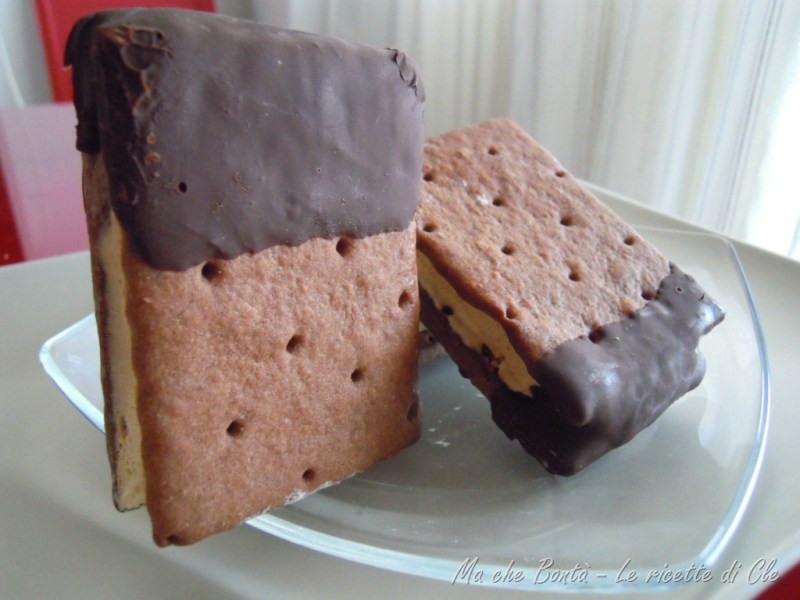 Biscotto gelato (Ice cream&nbsp;sandwich)