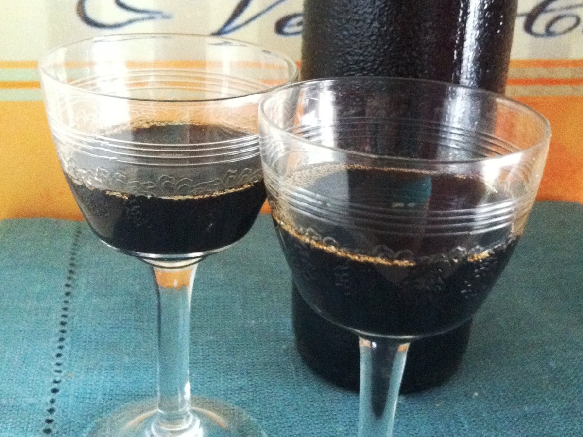Nocino di San Giovanni (Walnut&nbsp;liqueur)