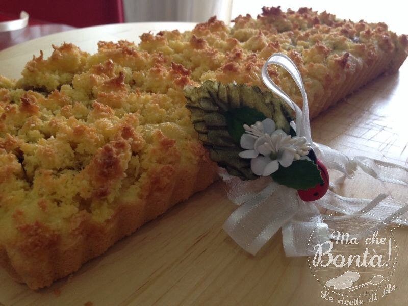 Dolce al cocco e lamponi (Coconut and raspberry soft&nbsp;tart)