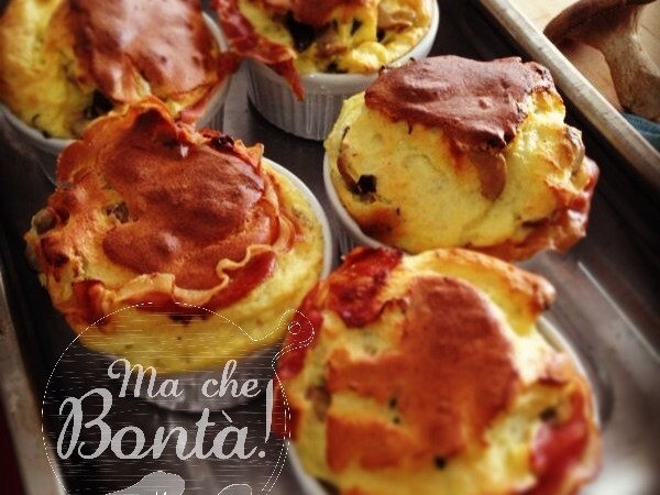 Souffl&eacute; ai funghi cardoncelli (Mushroom&nbsp;souffl&eacute;)
