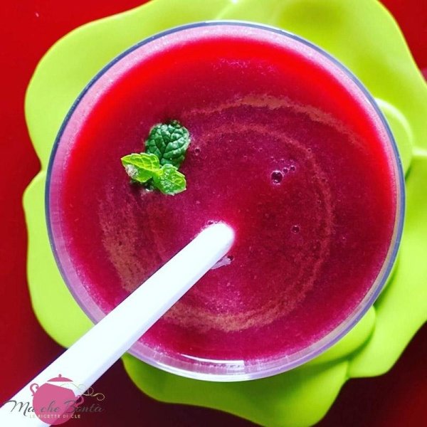 beet-green-smoothie
