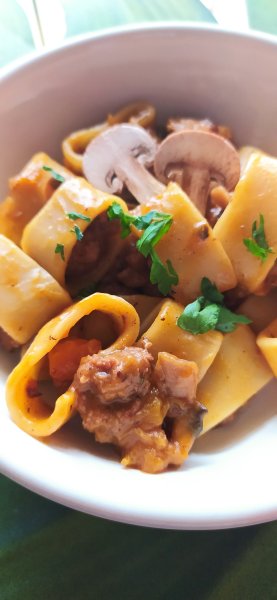 Calamarata-zucca-funghi-salsiccia