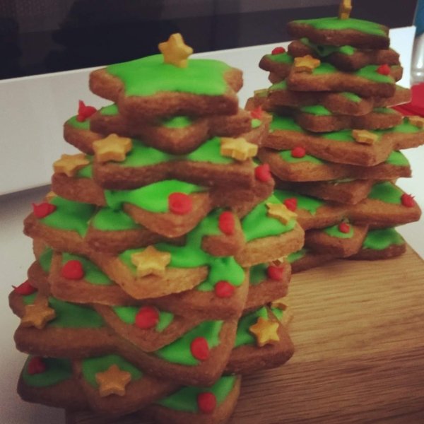 alberelli-segnaposto-pandizenzero-con-glassa-reale