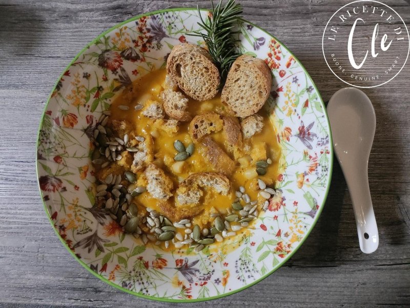 zuppa-di-zucca-e-fagioli