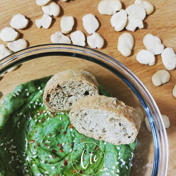 hummus-di-fave-e-spinaci